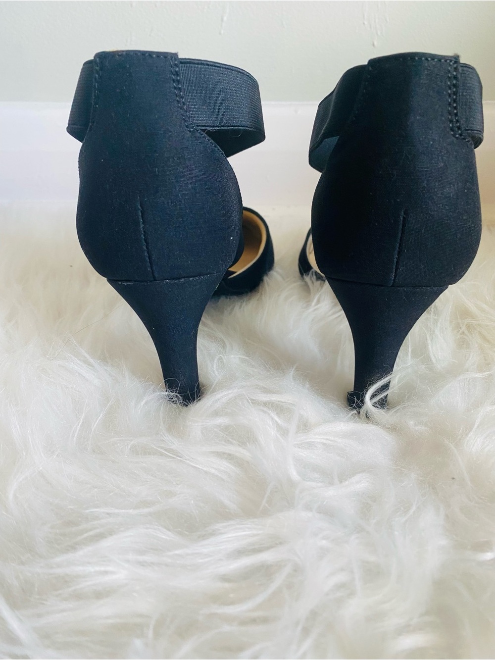 🛍️Life Stride Black Crisscross Pointed-Toe Heels - Picture 9 of 16